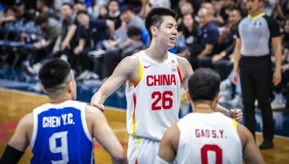乐鱼体育app下载-5记三分续命！中国男篮26岁3D王牌闪耀：郭士强真没看错他